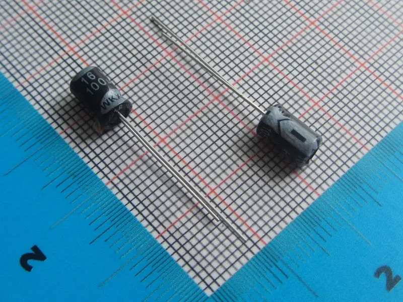 50pcs/lot high Quality DIP Aluminum Electrolytic Capacitor 16V 100UF 5*7MM electrolytic capacitor 100uf
50pcs/lot high Quality DIP Aluminum Electrolytic Capacitor 16V 100UF 5*7MM electrolytic capacitor 100uf