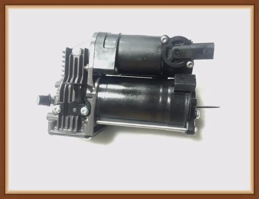 For Mercedes Benz W164 ML350 ML500 ML550 ML63 Air Suspension Compressor Pump A 164 320 12 04 ; 1643201204 A 164 320 03 04 ; 16
For Mercedes Benz W164 ML350 ML500 ML550 ML63 Air Suspension Compressor Pump A 164 320 12 04 ; 1643201204 A 164 320 03 04 ; 16