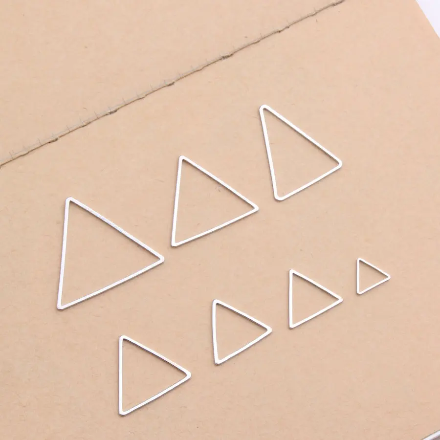 Hot Selling 100pcs Geometric Graphic Traingle Shape Alloy Charms DIY Jewelry Findings Ornament Accessories Craft for Earring
Hot Selling 100pcs Geometric Graphic Traingle Shape Alloy Charms DIY Jewelry Findings Ornament Accessories Craft for Earring