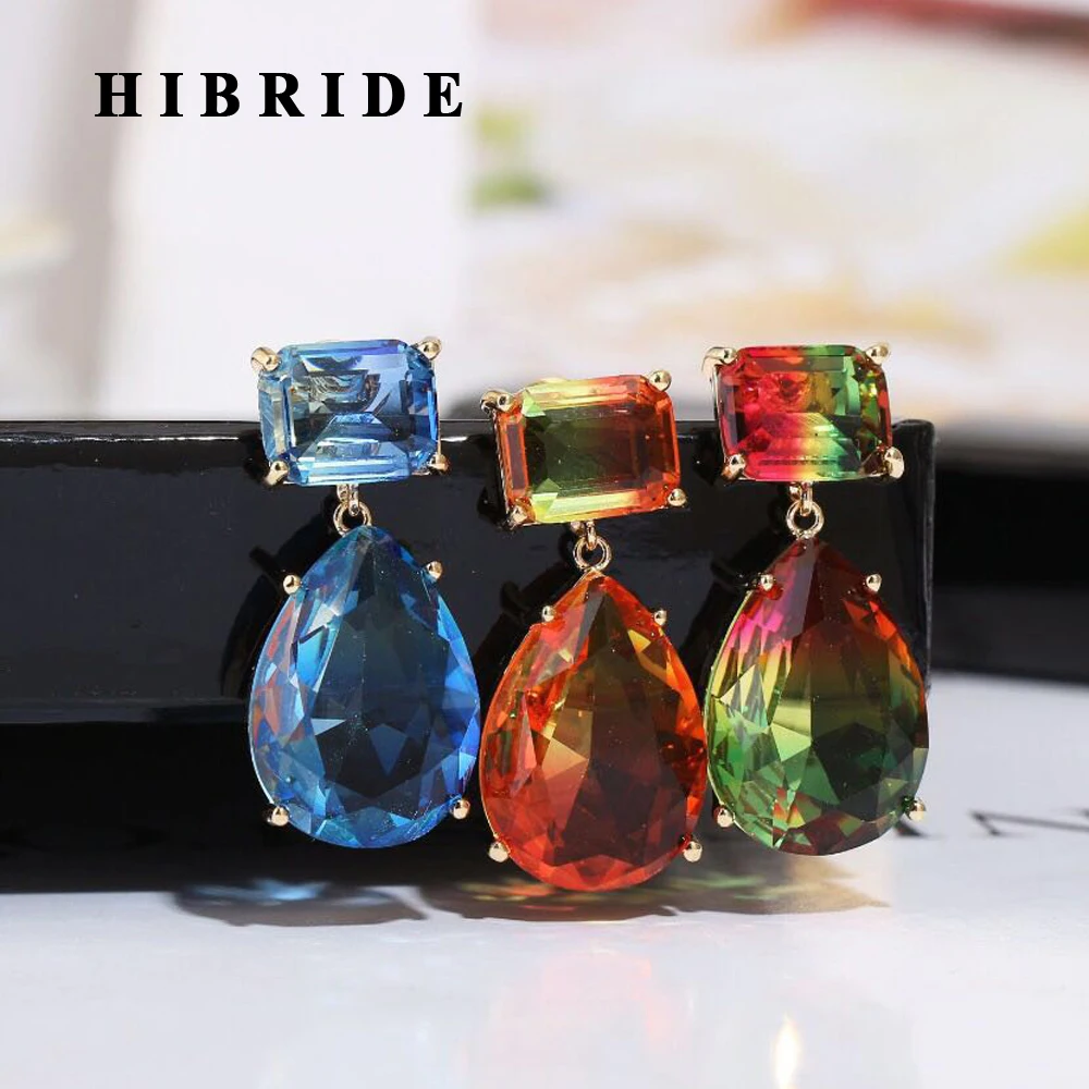 HIBRIDE Luxury Women's Vintage Earrings AAA Cubic Zircon Drop Earrings Water Drop Design Fashion Jewelry for Girl E-531
HIBRIDE Luxury Women's Vintage Earrings AAA Cubic Zircon Drop Earrings Water Drop Design Fashion Jewelry for Girl E-531