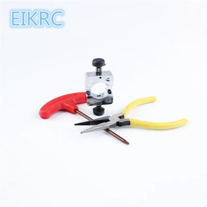 Common rail injector maintenance and disassembly tool for dismantling injector baffle
Common rail injector maintenance and disassembly tool for dismantling injector baffle