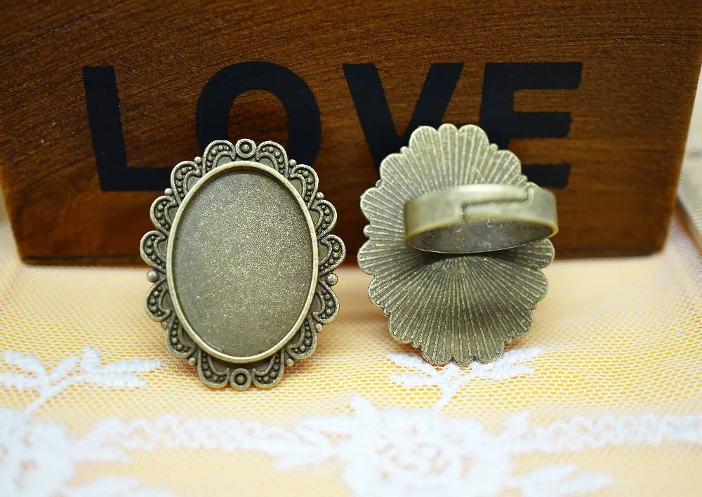 2PCS/lot Oval inner size 18MM x 25MM metal Adjustable Ring Settings for making diy jewelry women hand made rings cabochon supply
2PCS/lot Oval inner size 18MM x 25MM metal Adjustable Ring Settings for making diy jewelry women hand made rings cabochon supply