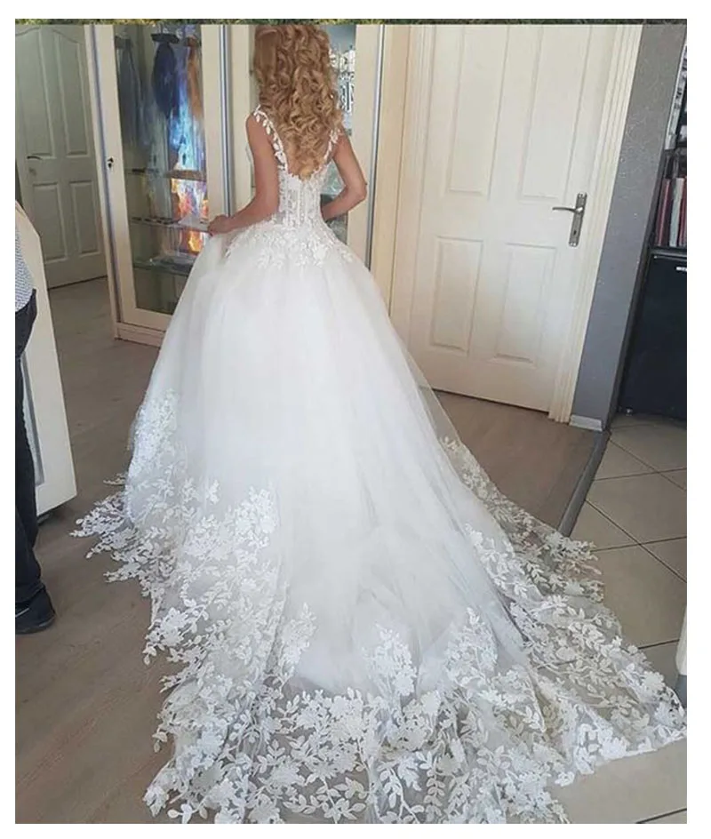 SOFUGE Sexy Lace Wedding Dress Sweetheart Ball Gowns Bridal Dress With Train High Quality Backless
SOFUGE Sexy Lace Wedding Dress Sweetheart Ball Gowns Bridal Dress With Train High Quality Backless