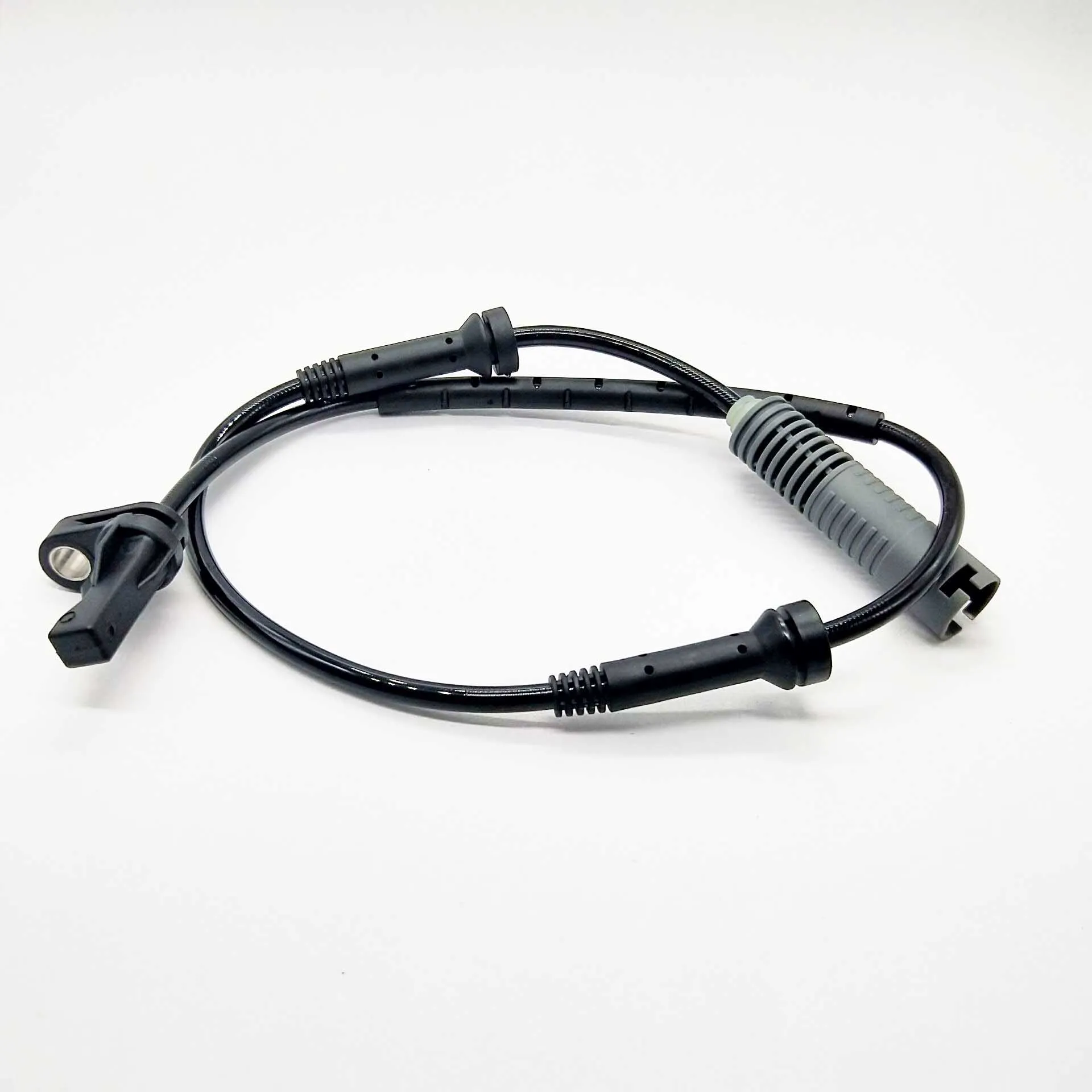 SMD ABS Датчик VORNE 34526762465 для BMW SERIA 3 E90/91/92 06-, SERIA 1 06-OE z. Vergl 345 267 62465
SMD ABS Датчик VORNE 34526762465 для BMW SERIA 3 E90/91/92 06-, SERIA 1 06-OE z. Vergl 345 267 62465