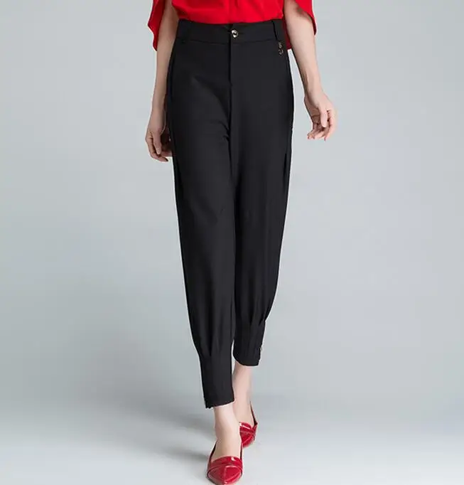 Sell Like Hot Cakes 2019 Autumn/Winter Women New Haroun pants nine points in yards turnip lantern leisure big trousers
Sell Like Hot Cakes 2019 Autumn/Winter Women New Haroun pants nine points in yards turnip lantern leisure big trousers