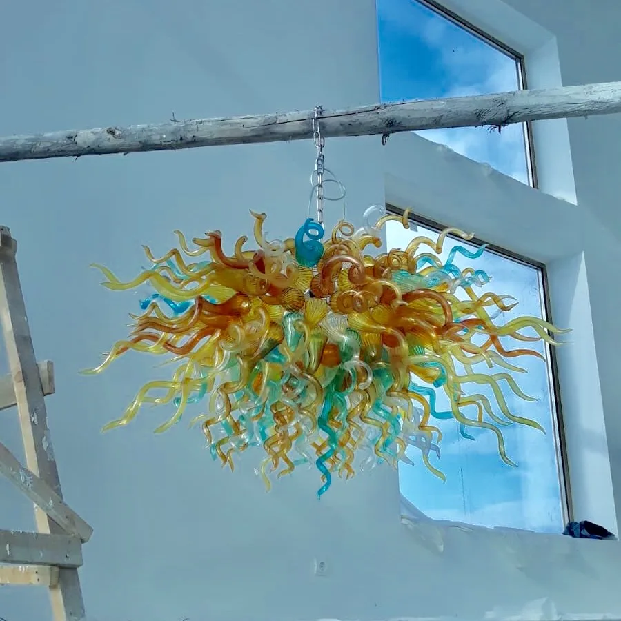 Luxury Living Room Ceiling Chandelier Light Fixtures Hand Blown Glass Modern LED Chandeliers
Luxury Living Room Ceiling Chandelier Light Fixtures Hand Blown Glass Modern LED Chandeliers