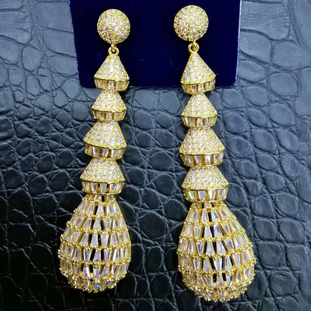 2019 Charms Big Statement Twist Earrings For Women Luxury Full Cubic Zircon Wedding Bridal DUBAI Dangle Earrings Jewelry
2019 Charms Big Statement Twist Earrings For Women Luxury Full Cubic Zircon Wedding Bridal DUBAI Dangle Earrings Jewelry