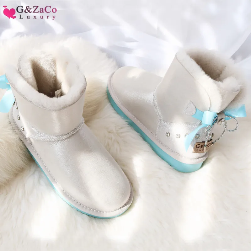 G&Zaco Luxury Sheepskin Boots Sweet Crystal Bow Snow Boots Short Flat Winter Natural Wool Genuine Leather Women Ankle Boots
G&Zaco Luxury Sheepskin Boots Sweet Crystal Bow Snow Boots Short Flat Winter Natural Wool Genuine Leather Women Ankle Boots