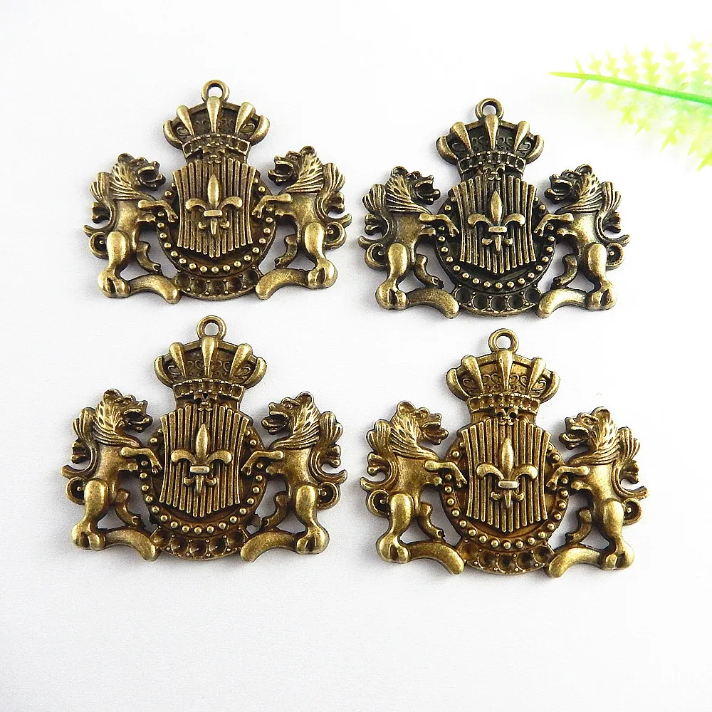 5pcs/lot Causal Antique Bronze Football Sign Pendant Charms NecklaceBracelet 44*38mm Religious Jewelry Fine Gifts Crafts 51240
5pcs/lot Causal Antique Bronze Football Sign Pendant Charms NecklaceBracelet 44*38mm Religious Jewelry Fine Gifts Crafts 51240