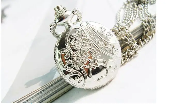 New Arrive Small Size White Steel Rose Men Women pocket watches with chain For Xmas Gift 10pca
New Arrive Small Size White Steel Rose Men Women pocket watches with chain For Xmas Gift 10pca