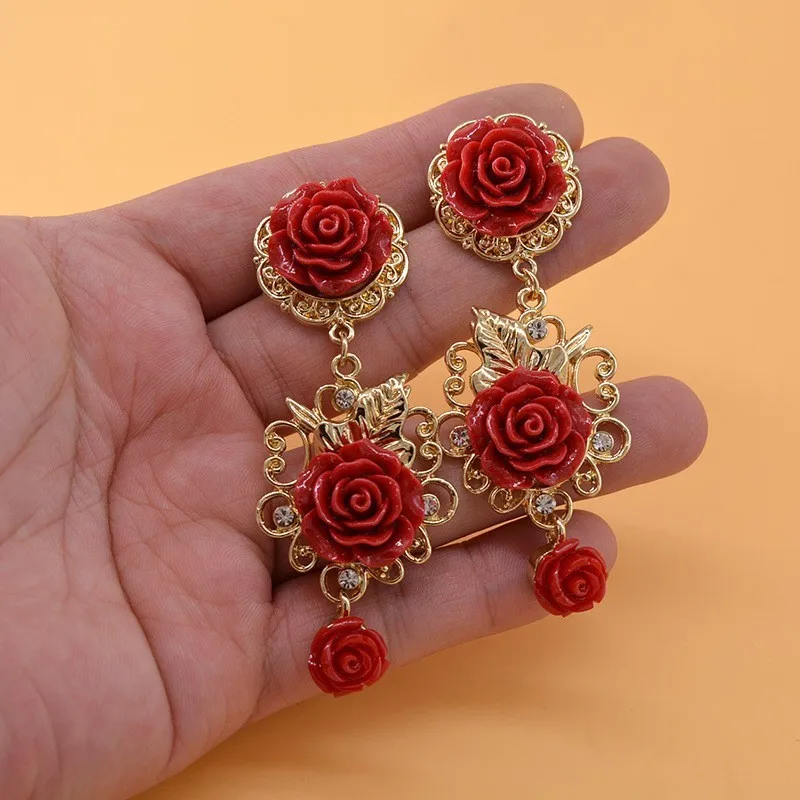 Baroque Court Style Women Long Drop Earrings Vintage Red White Flower Dangle Earrings Exaggerated Jewerly For Show Party
Baroque Court Style Women Long Drop Earrings Vintage Red White Flower Dangle Earrings Exaggerated Jewerly For Show Party