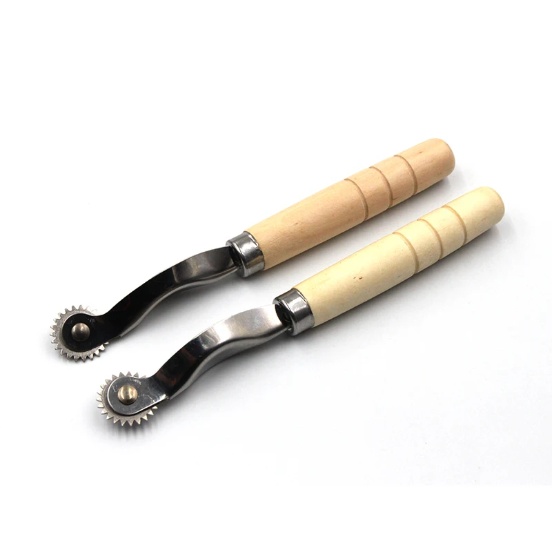 2pcs Steel Overstitch Wheel Leather Tracing Wheel Toothed Wheel Serrate Edge Tracing Wheel Gear Roulette Spacing Leather Craft
2pcs Steel Overstitch Wheel Leather Tracing Wheel Toothed Wheel Serrate Edge Tracing Wheel Gear Roulette Spacing Leather Craft
