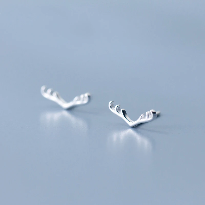 MloveAcc S925 Sterling Silver Korean Small Lovely Antlers Stud Earrings Sweet Little Animal Elk Jewelry
MloveAcc S925 Sterling Silver Korean Small Lovely Antlers Stud Earrings Sweet Little Animal Elk Jewelry