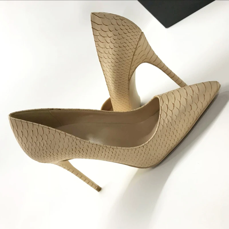 European and American style, fashionable, new eggplant, purple Snake Print, pointed and high-heeled shoes, sexy women's single s
European and American style, fashionable, new eggplant, purple Snake Print, pointed and high-heeled shoes, sexy women's single s