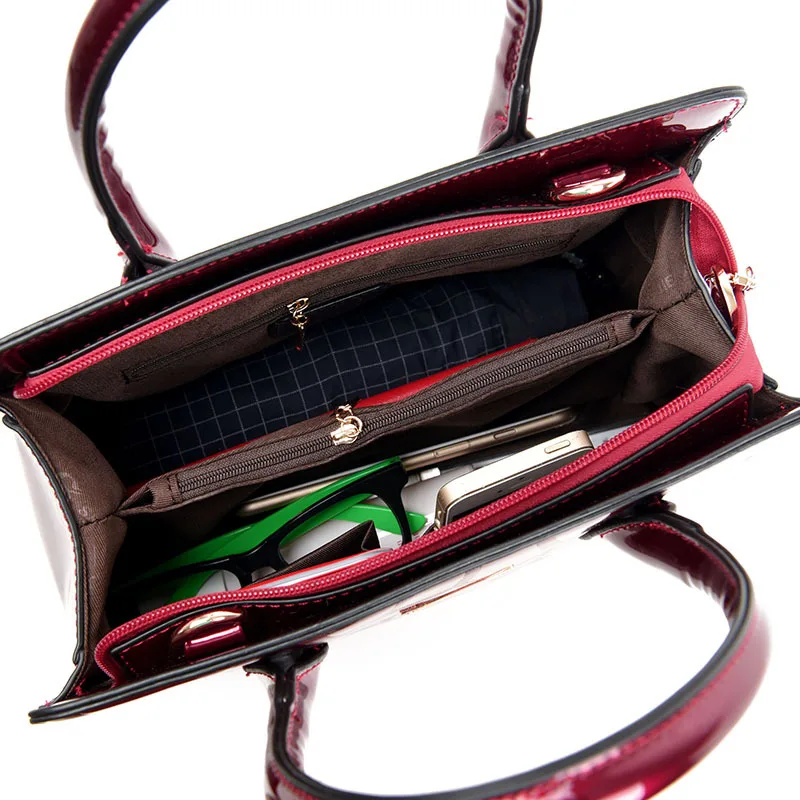 ICEV European Fashion Luxury Handbags Women Bags Designer Handbags High Quality Patent Leather Stones Bags Women Leather Handbag
ICEV European Fashion Luxury Handbags Women Bags Designer Handbags High Quality Patent Leather Stones Bags Women Leather Handbag
