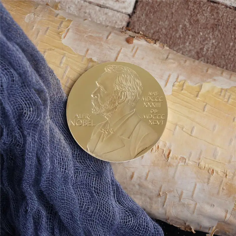Gold Color Coin Collectible Art Collection Alfred Bernhard Nobel Commemorative Coin Collection Gift Souvenir Art Metal Antique
Gold Color Coin Collectible Art Collection Alfred Bernhard Nobel Commemorative Coin Collection Gift Souvenir Art Metal Antique