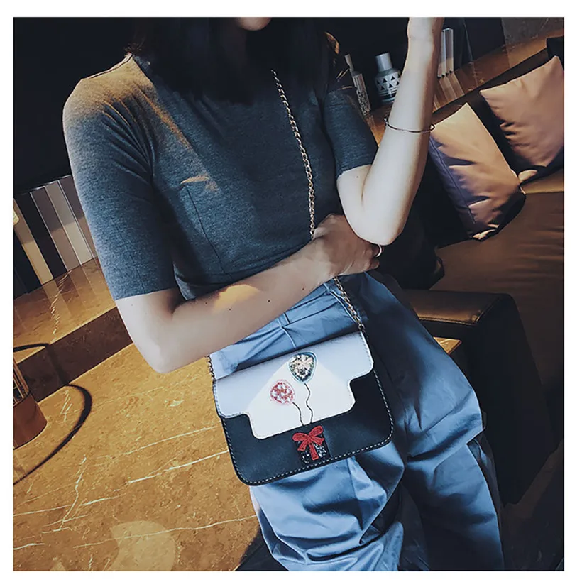 New PU Leather Women Small Messenger Bag Ladies Literary Light Vintage Fashion Shoulder Small Chain Cross-Body Bag bolsos mujer
New PU Leather Women Small Messenger Bag Ladies Literary Light Vintage Fashion Shoulder Small Chain Cross-Body Bag bolsos mujer