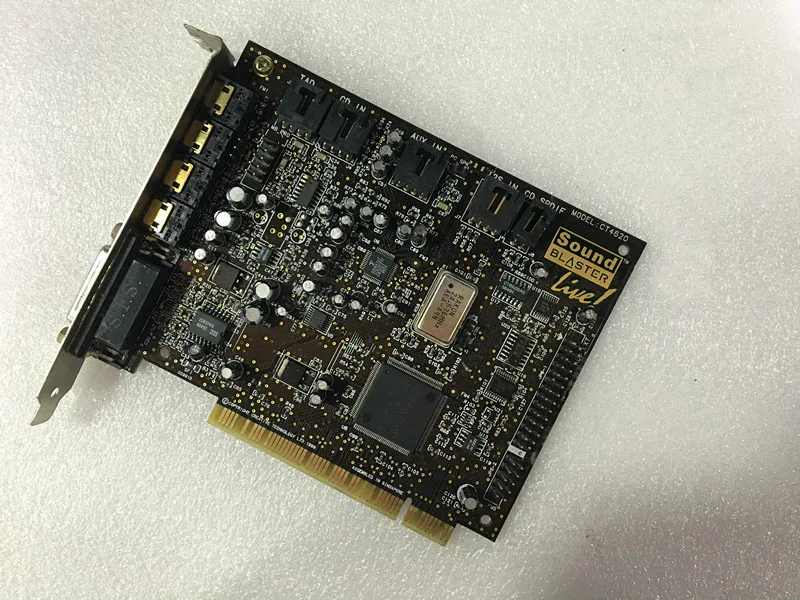 Original disassemble,SB LIVE 4.1 sound card CT4620 classic K song reverb support KX W7,100% working good
Original disassemble,SB LIVE 4.1 sound card CT4620 classic K song reverb support KX W7,100% working good