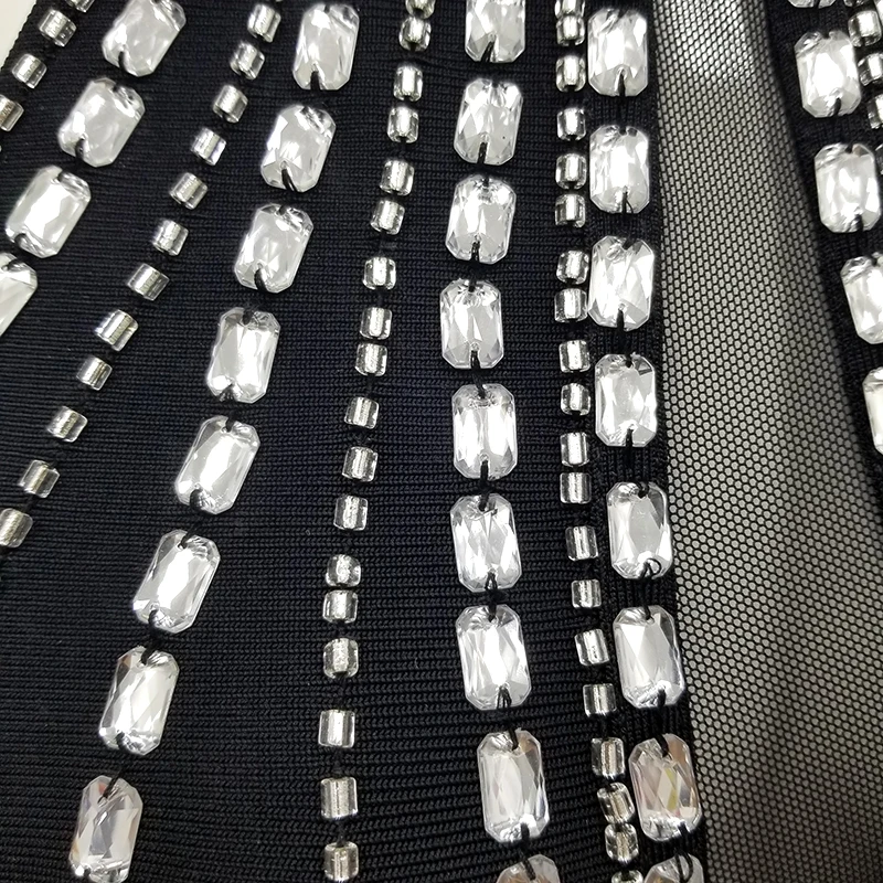 2019 New Women elegance black O-Neck Sleeveless Beading Vestidos dress Bodycon Celebrity evening Party Dresses wholesale
2019 New Women elegance black O-Neck Sleeveless Beading Vestidos dress Bodycon Celebrity evening Party Dresses wholesale