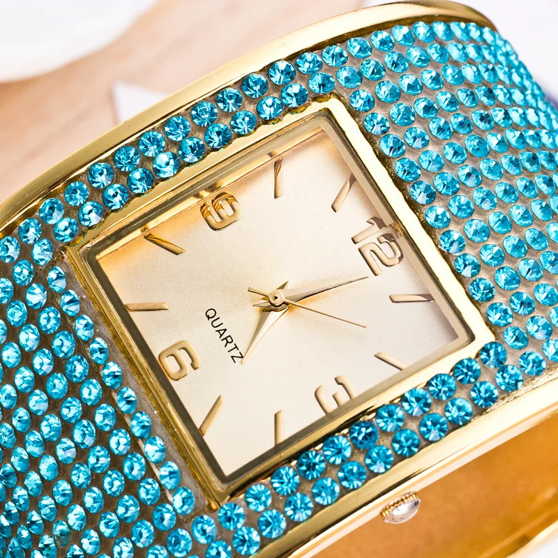 Luxury Women's Bracelet Watches Lady's Dress Watches Quartz Wristwatches Rhinstone Crystal Bracelet Relogio Feminino Lover Gift
Luxury Women's Bracelet Watches Lady's Dress Watches Quartz Wristwatches Rhinstone Crystal Bracelet Relogio Feminino Lover Gift