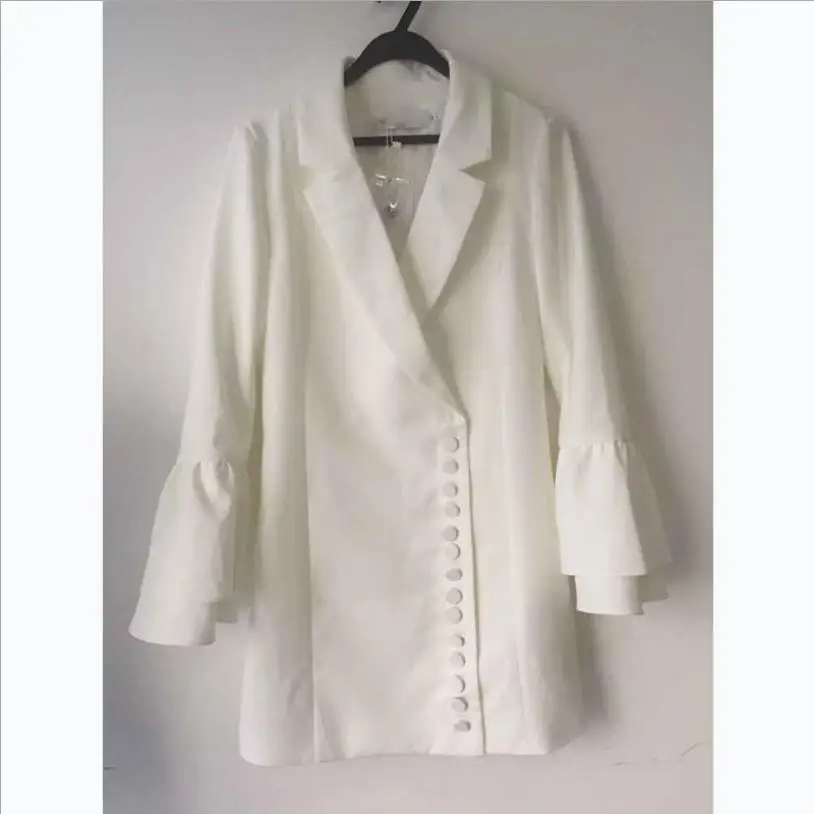 HIgh-end fashion women blazer coat long sleeve notched collar casual suit personality single-breasted irregular outwear L1357
HIgh-end fashion women blazer coat long sleeve notched collar casual suit personality single-breasted irregular outwear L1357