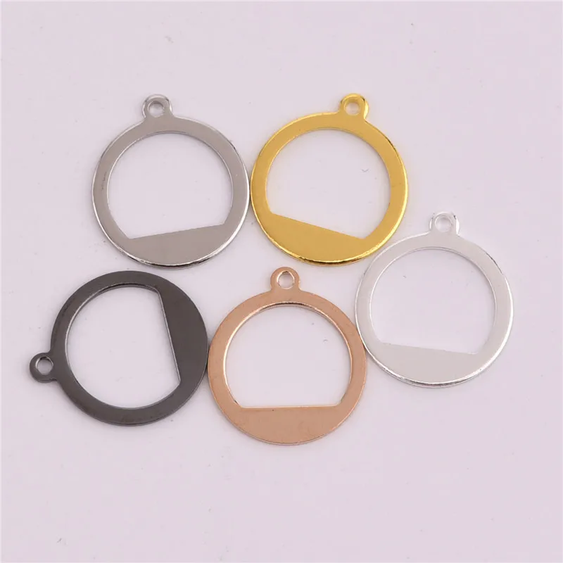50pcs 17.2*15MM Gold/silver color Copper Hollow Circle Charm for Jewelry Making pendant fit,Handmade DIY bracelet necklace
50pcs 17.2*15MM Gold/silver color Copper Hollow Circle Charm for Jewelry Making pendant fit,Handmade DIY bracelet necklace