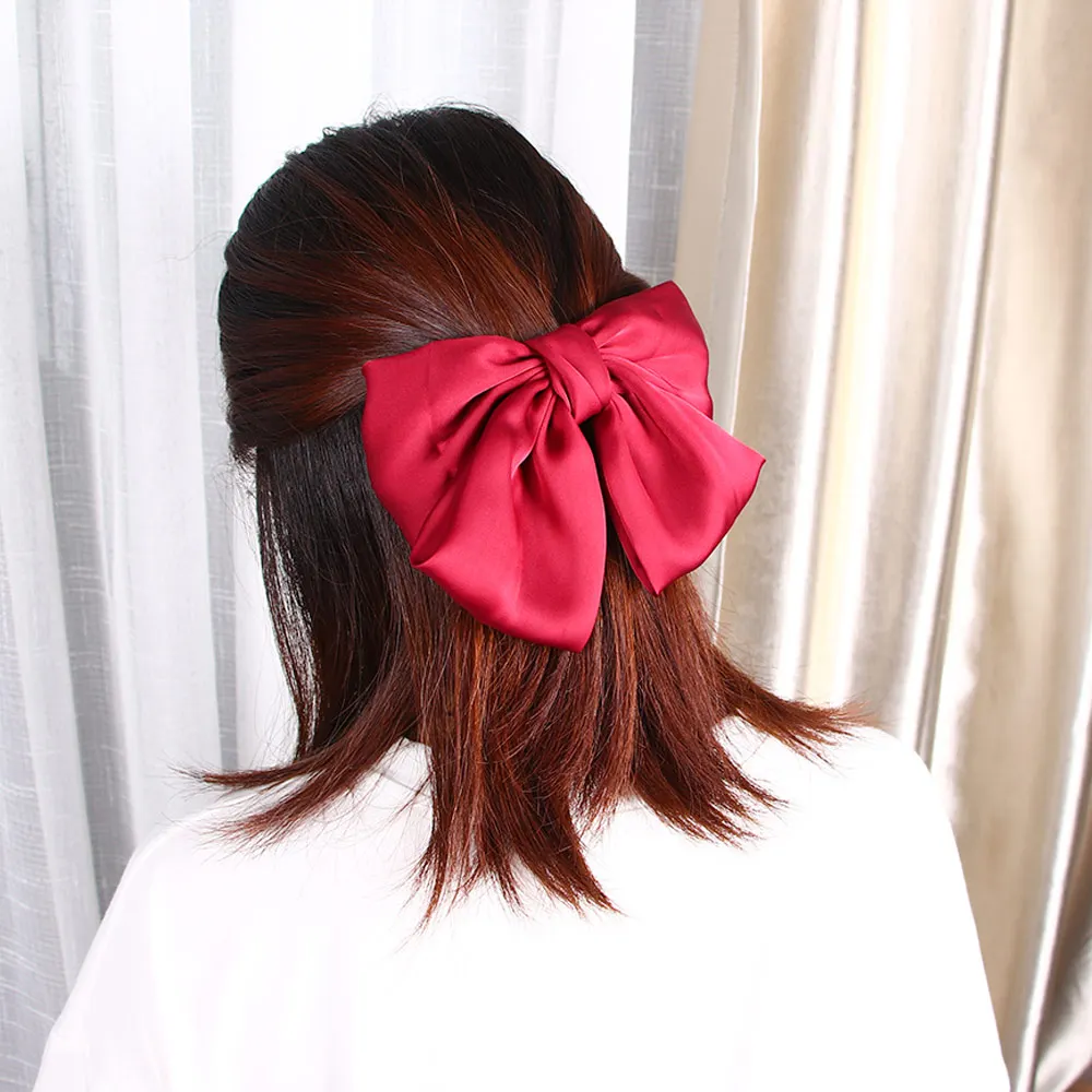 Big Silk Bowknot Barrette Hair Clips Fashion Sweet Large Bow Hairpins Beautiful Girls Women Hair Accessories ozdoby do wlosow
Big Silk Bowknot Barrette Hair Clips Fashion Sweet Large Bow Hairpins Beautiful Girls Women Hair Accessories ozdoby do wlosow