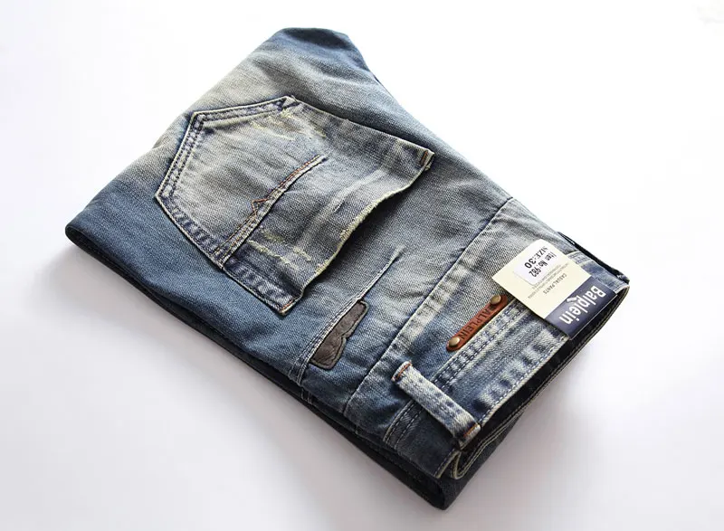 Balplein 100% Cotton.Newly Designer Men Jeans BlueColor Straight Fit Buttons Long Pants Top Quality Brand Ripped Jeans Men29-38
Balplein 100% Cotton.Newly Designer Men Jeans BlueColor Straight Fit Buttons Long Pants Top Quality Brand Ripped Jeans Men29-38