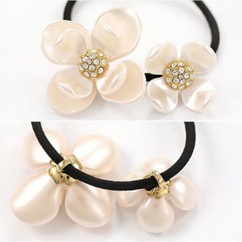 1PC Women Double Flower Hairband Girls Rhinestone Pearl Hair Scrunchies Ponytail Holder Hair Rope Tie Rubber Band Accessories
1PC Women Double Flower Hairband Girls Rhinestone Pearl Hair Scrunchies Ponytail Holder Hair Rope Tie Rubber Band Accessories