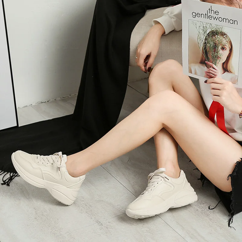 Autumn sports casual women shoes Sneakers 2019 New Shoes Women Ins Super Fire Casual Sneakers Brand Women Platform Shoes NO.250
Autumn sports casual women shoes Sneakers 2019 New Shoes Women Ins Super Fire Casual Sneakers Brand Women Platform Shoes NO.250