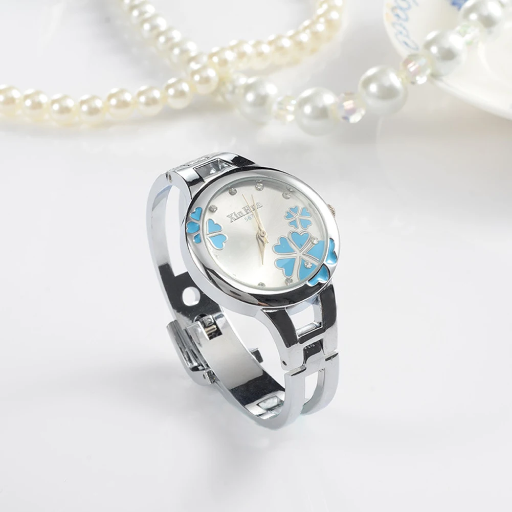 Top Brand Luxury Women Cuff Bangle Watch Stainless Steel Band Bracelet Watches Round Dial Women Clock Ladies Quartz Wristwatch
Top Brand Luxury Women Cuff Bangle Watch Stainless Steel Band Bracelet Watches Round Dial Women Clock Ladies Quartz Wristwatch