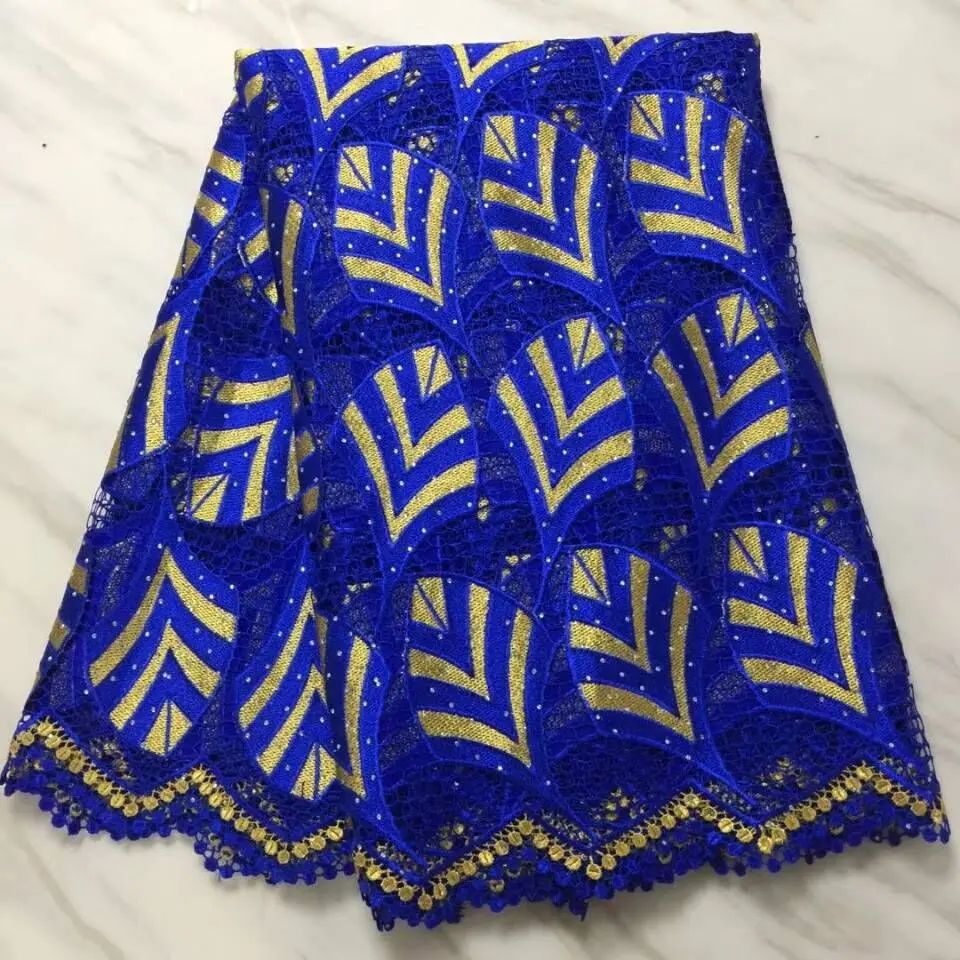 5 Yards/pc New fashion sky blue and white african water soluble lace embroidery french cord lace fabric for clothes BW150-14
5 Yards/pc New fashion sky blue and white african water soluble lace embroidery french cord lace fabric for clothes BW150-14