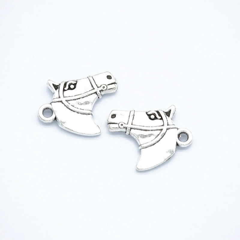 40pcs Horse Charms DIY Jewelry Making Pendant Fit Bracelets Necklaces Earrings Handmade Crafts antique silver color
40pcs Horse Charms DIY Jewelry Making Pendant Fit Bracelets Necklaces Earrings Handmade Crafts antique silver color