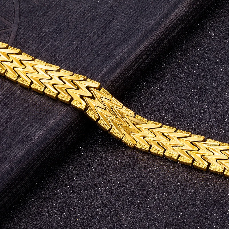 20CM Geometric 24K Gold High Quality Fashion Elegant Men Bracelets Jewelry Party Anniversary Gift
20CM Geometric 24K Gold High Quality Fashion Elegant Men Bracelets Jewelry Party Anniversary Gift
