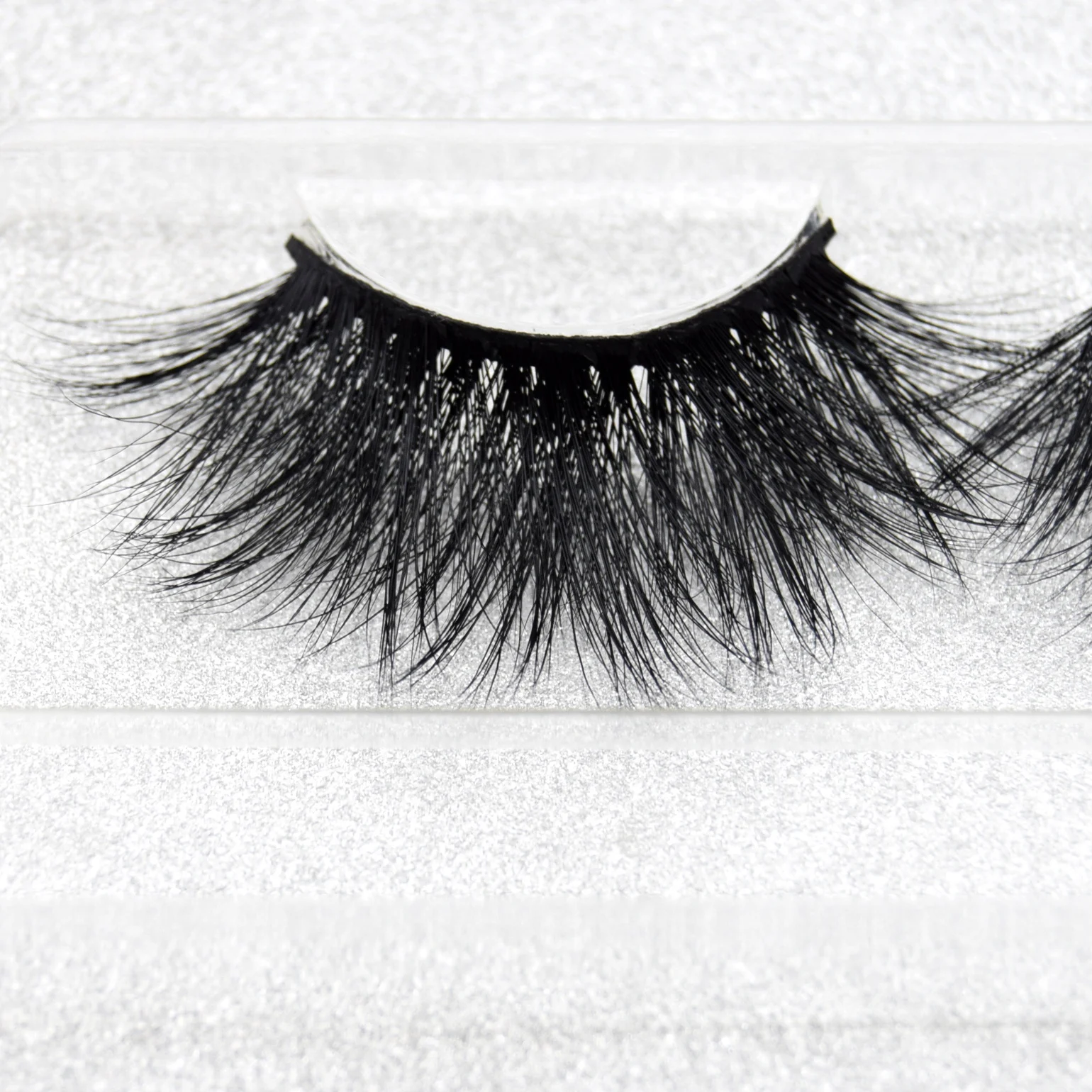Visofree Lashes High Quality Eyelashes Natural Look Glamorous Effect Hand Made 100% Human Hair Lashes Makeup Artists E79
Visofree Lashes High Quality Eyelashes Natural Look Glamorous Effect Hand Made 100% Human Hair Lashes Makeup Artists E79