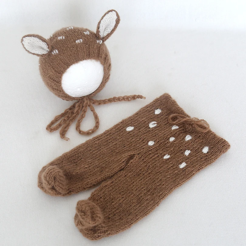 Vintage Brown Newborn Fawn Hat and Romper set Photography Props Knitted Christmas Fawn Hat Baby Boy Outfit Newborn Footie
Vintage Brown Newborn Fawn Hat and Romper set Photography Props Knitted Christmas Fawn Hat Baby Boy Outfit Newborn Footie