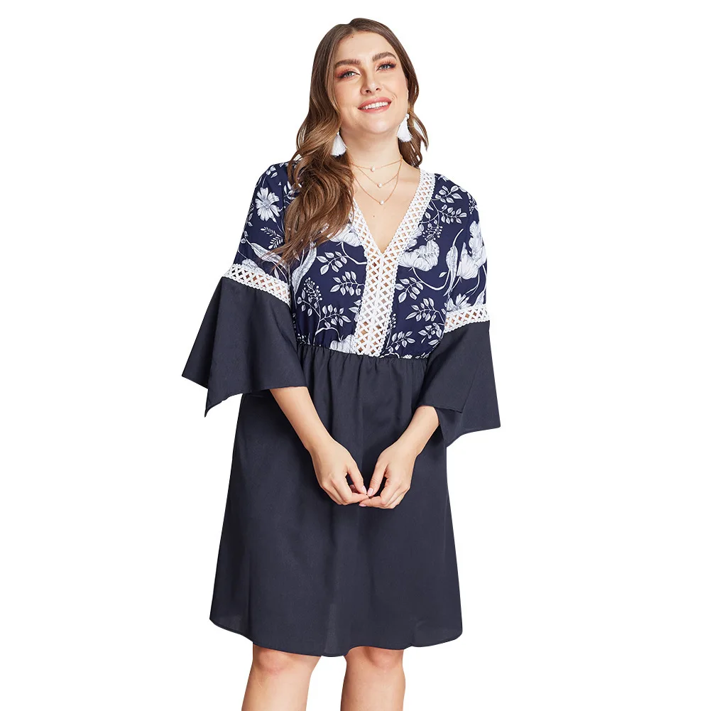 Jelics Plus Size Summer Hollow Out V-neck Dress for Women Three Quarter Sleeve Floral Print 2019 Clothes Female Robes Midi Dress
Jelics Plus Size Summer Hollow Out V-neck Dress for Women Three Quarter Sleeve Floral Print 2019 Clothes Female Robes Midi Dress