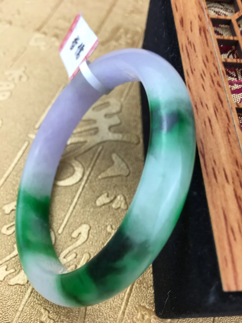 Send A certificate natural Jadeite bracelet Natural elegant light purple green 54-61mm princess bracelet Jewelry gift
Send A certificate natural Jadeite bracelet Natural elegant light purple green 54-61mm princess bracelet Jewelry gift