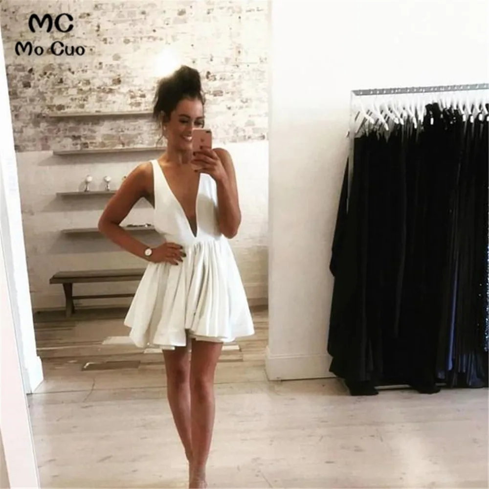 2019 Ball Gown Graduation Homecoming Dresses Short Deep V-Neck Tank Backless Homecoming Cocktail Party Dress Short
2019 Ball Gown Graduation Homecoming Dresses Short Deep V-Neck Tank Backless Homecoming Cocktail Party Dress Short
