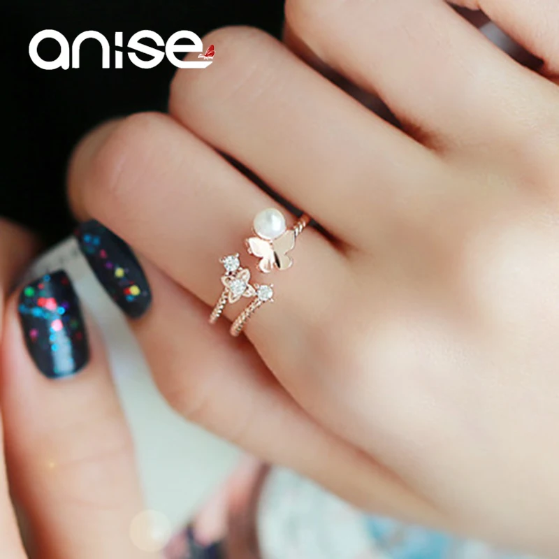 Фото Женское кольцо из розового золота с искусственным жемчугом и кристаллами|Кольца|