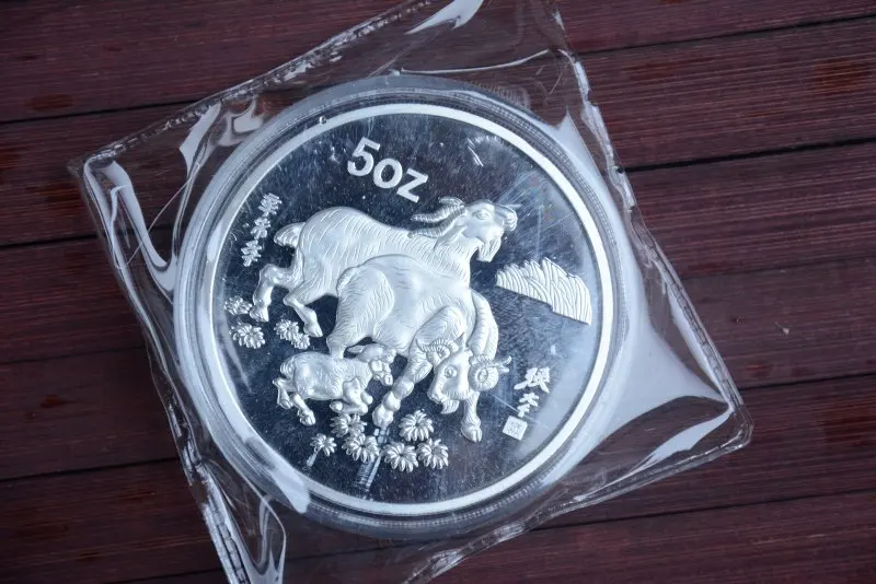 Rare 999 Shanghai Mint 5oz Silver Coin,sheep,1991,free shipping
Rare 999 Shanghai Mint 5oz Silver Coin,sheep,1991,free shipping