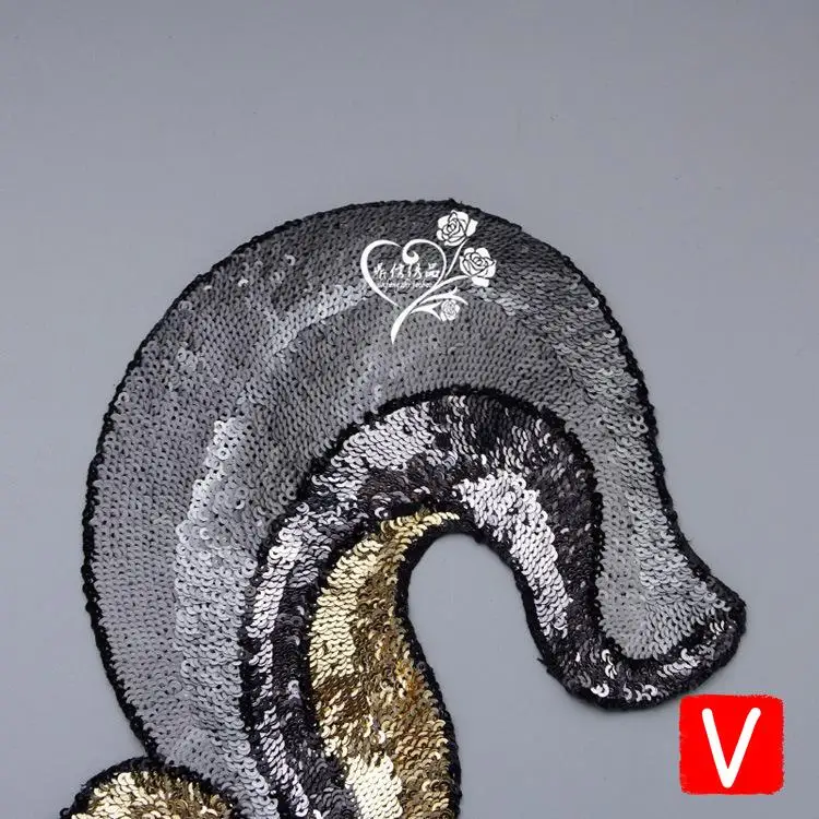 embroidery big squirrel patches for jackets,animal badges applique patches for clothing A620
embroidery big squirrel patches for jackets,animal badges applique patches for clothing A620