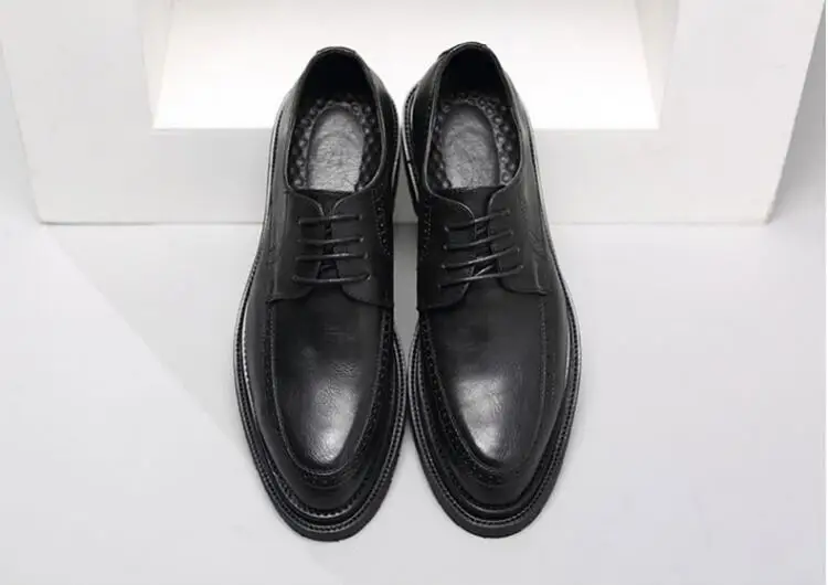 Lace-Up Pointed toes Oxfords Men's Business Casual Shoes Retro Classical Low heel Height Increasing Shoes Formal Dress Brogue
Lace-Up Pointed toes Oxfords Men's Business Casual Shoes Retro Classical Low heel Height Increasing Shoes Formal Dress Brogue