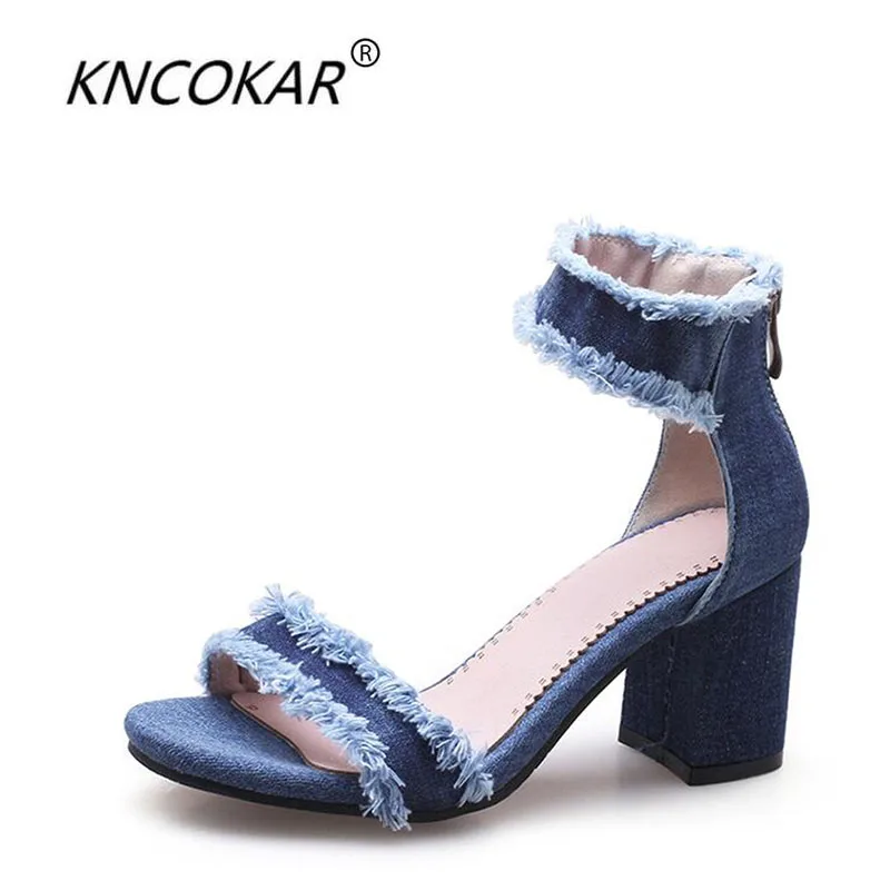 KNCOKAR Summer new style fashion leisure comfortable pure color denim fish mouth thick heel tassel ladies sandals
KNCOKAR Summer new style fashion leisure comfortable pure color denim fish mouth thick heel tassel ladies sandals