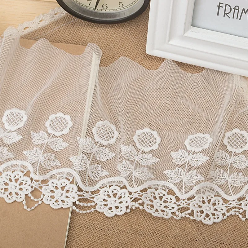 Sun Flower Cotton Mesh Embroidery Lace Trim Clothes Fabric DIY Accessories Width 17cm 5Yds/lot
Sun Flower Cotton Mesh Embroidery Lace Trim Clothes Fabric DIY Accessories Width 17cm 5Yds/lot