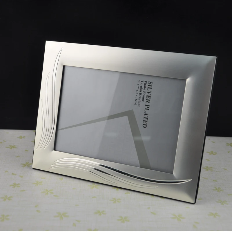 New Arrival Metal Photo Frame Picture Frames Picture Display for Home Decoration MPF039
New Arrival Metal Photo Frame Picture Frames Picture Display for Home Decoration MPF039