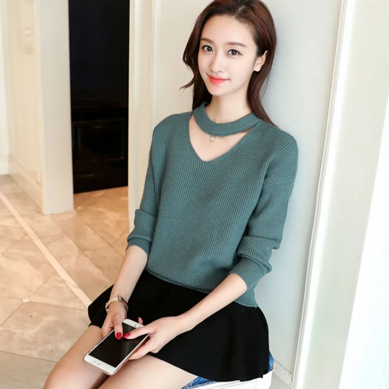 Halter long sleeve knitted sweater women tops Autumn v neck short winter pullover Casual jumper femme Bottoming sweater YF145
Halter long sleeve knitted sweater women tops Autumn v neck short winter pullover Casual jumper femme Bottoming sweater YF145
