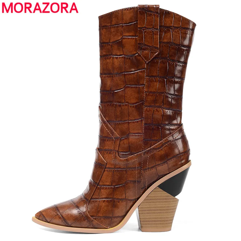 Женские сапоги в западном стиле, ретро сапоги до середины икры на высоком каблуке, размеры 34-46, Осень-зима 2021
Женские сапоги в западном стиле, ретро сапоги до середины икры на высоком каблуке, размеры 34-46, Осень-зима 2021