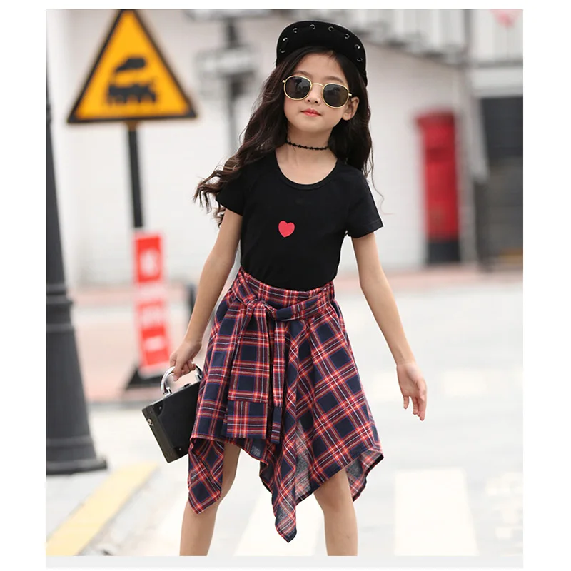 Girls Short Sets Summer Children Fashion Suit Clothes 2 pieces Cotton T shirt+Striped Pant Skirt Size 4-14 Years clothing set
Girls Short Sets Summer Children Fashion Suit Clothes 2 pieces Cotton T shirt+Striped Pant Skirt Size 4-14 Years clothing set