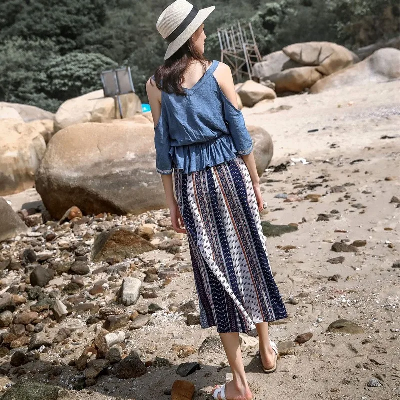 Women Boho Holiday Two Piece Sets Sexy Off Shoulder Denim Pullovers Tops And Wide Leg Pants 2019 New Summer Fashion 2 Piece Set
Women Boho Holiday Two Piece Sets Sexy Off Shoulder Denim Pullovers Tops And Wide Leg Pants 2019 New Summer Fashion 2 Piece Set